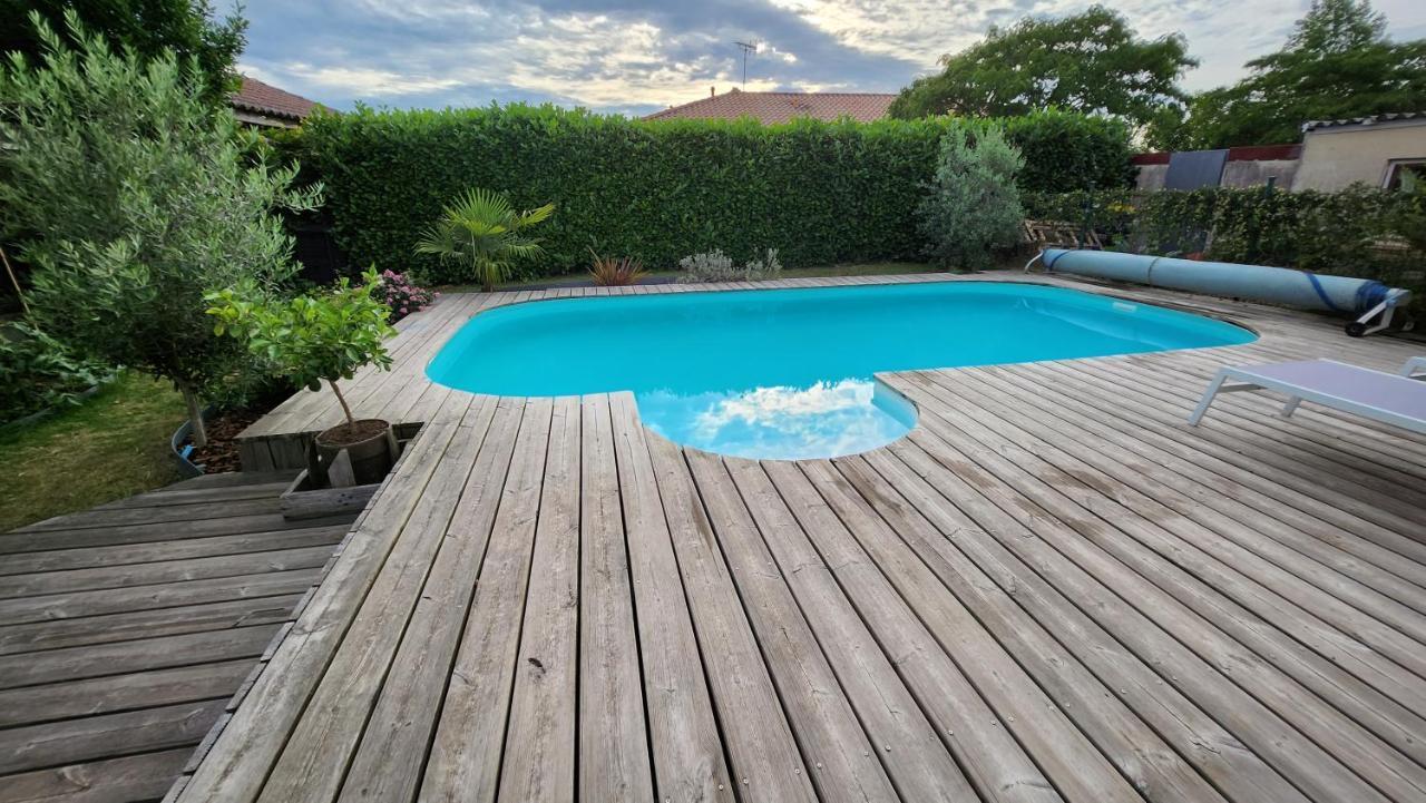 Gite Cosy Entre Bordeaux Et Lacanau Sainte-Helene  Exterior foto